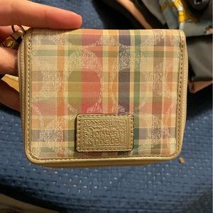 Coach Poppy wristlet